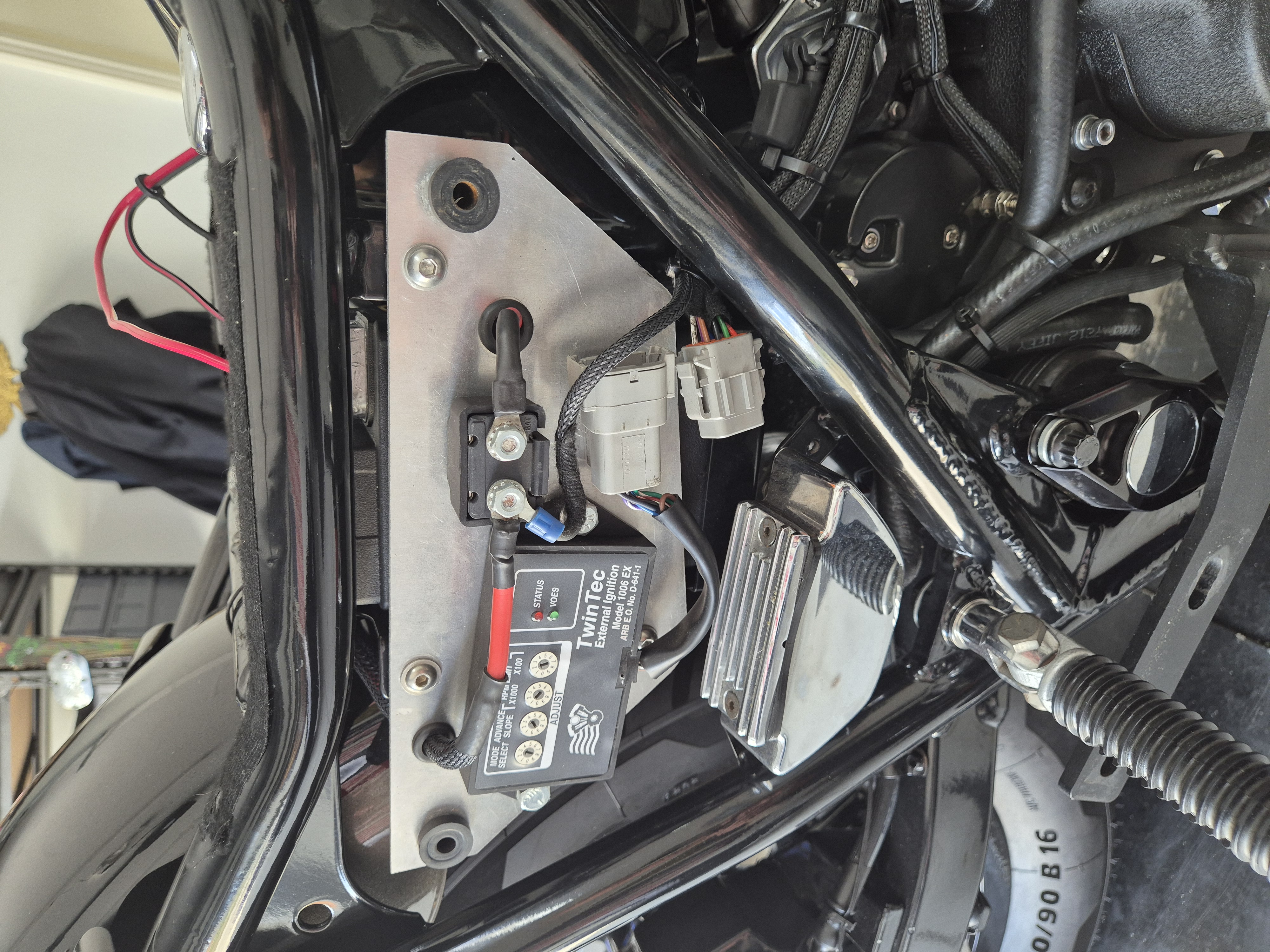 TwinTec ignition and wiring bay
